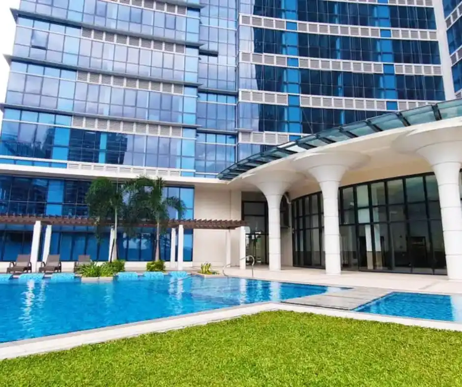 Uptown Parksuites swimming pool 2