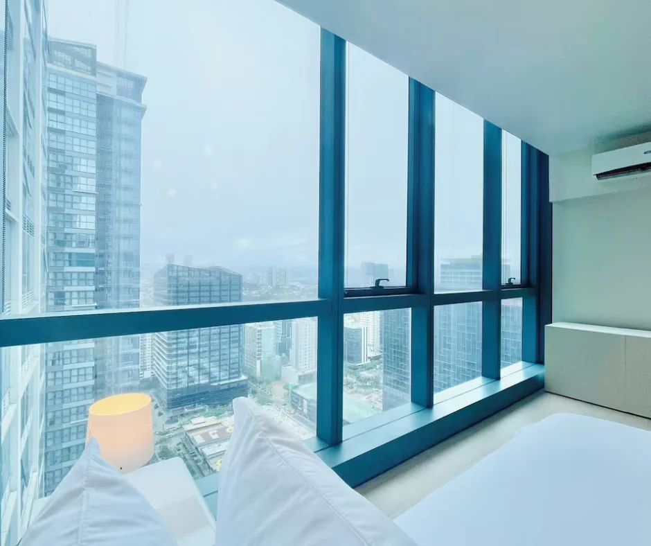 8 - Real Estate Photo Uptown Residences Bedroom